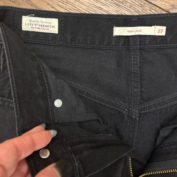 Levi's® Premium HIGH LOOSE FLARE WOMEN'S JEANS - Picture 7 of 16